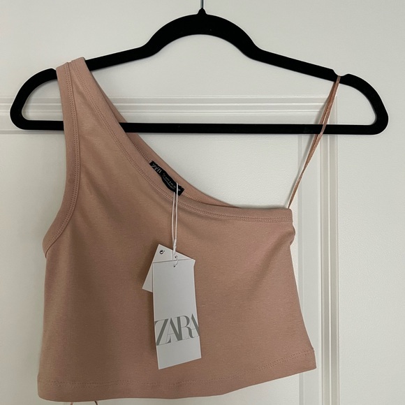 ZARA: NEVER WORN~one shoulder crop top [SIZE:S] - Picture 2 of 4